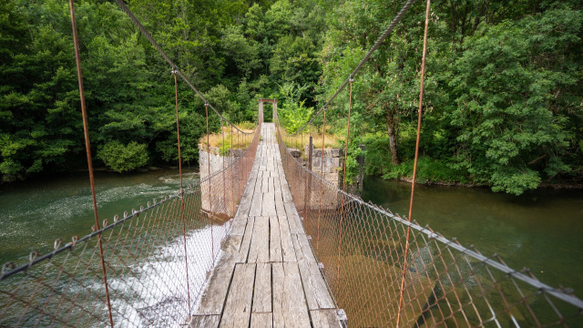 PUENTE COLGANTE DE ARIBE