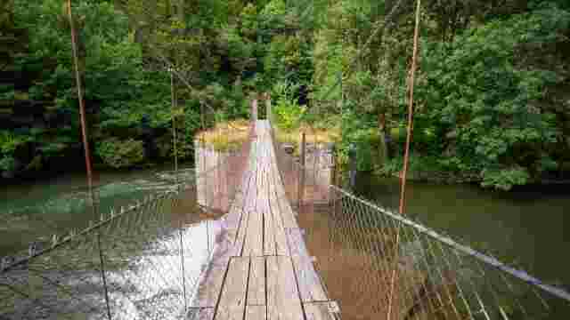 ARIBE SUSPENSION BRIDGE