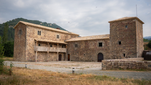 PALACIO DE ARCE Y CASA DEL ERMITAÑO