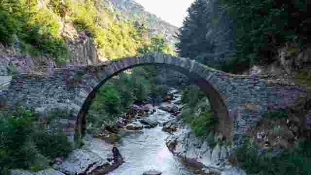 Puente románico