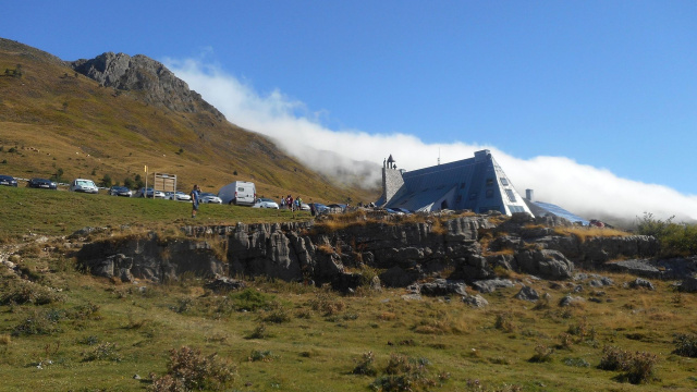 GR-321-E2: CAMINO REAL, ETAPA 2 ISABA - REFUGIO DE BELAGUA